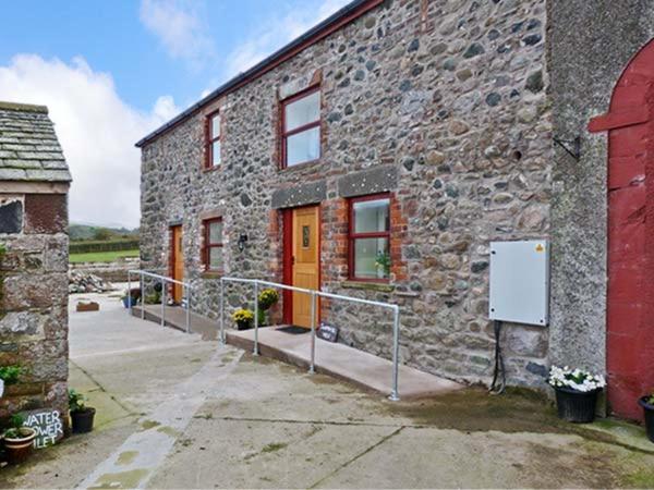Gable View Villa Drigg Bagian luar foto
